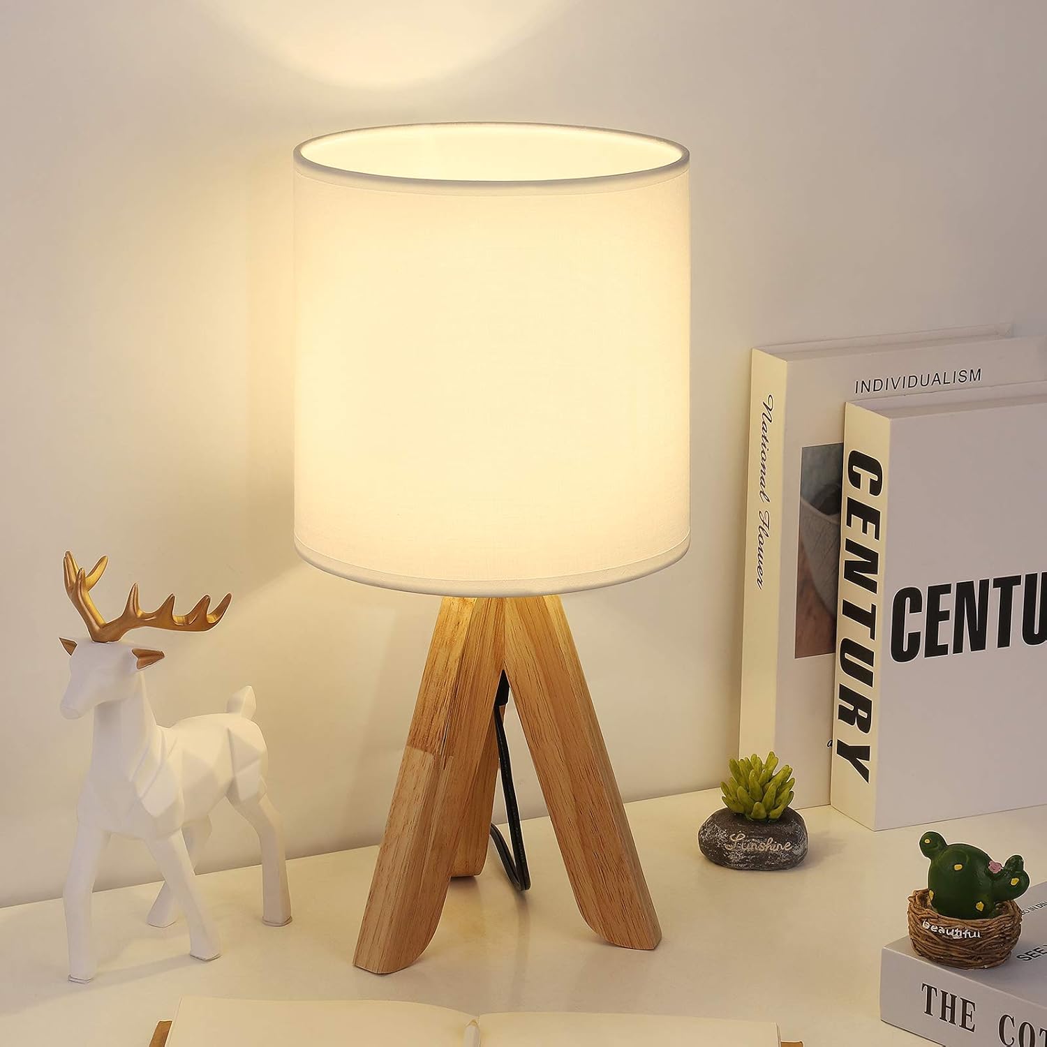 Small Table Lamp, Cute Kids Desk Lamp with Fabric Shade